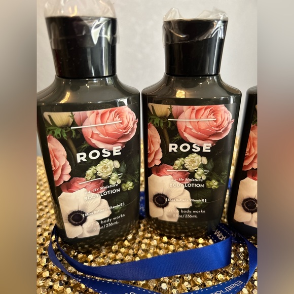 Bath & Body Works Rose Body Lotion - Picture 3 of 8